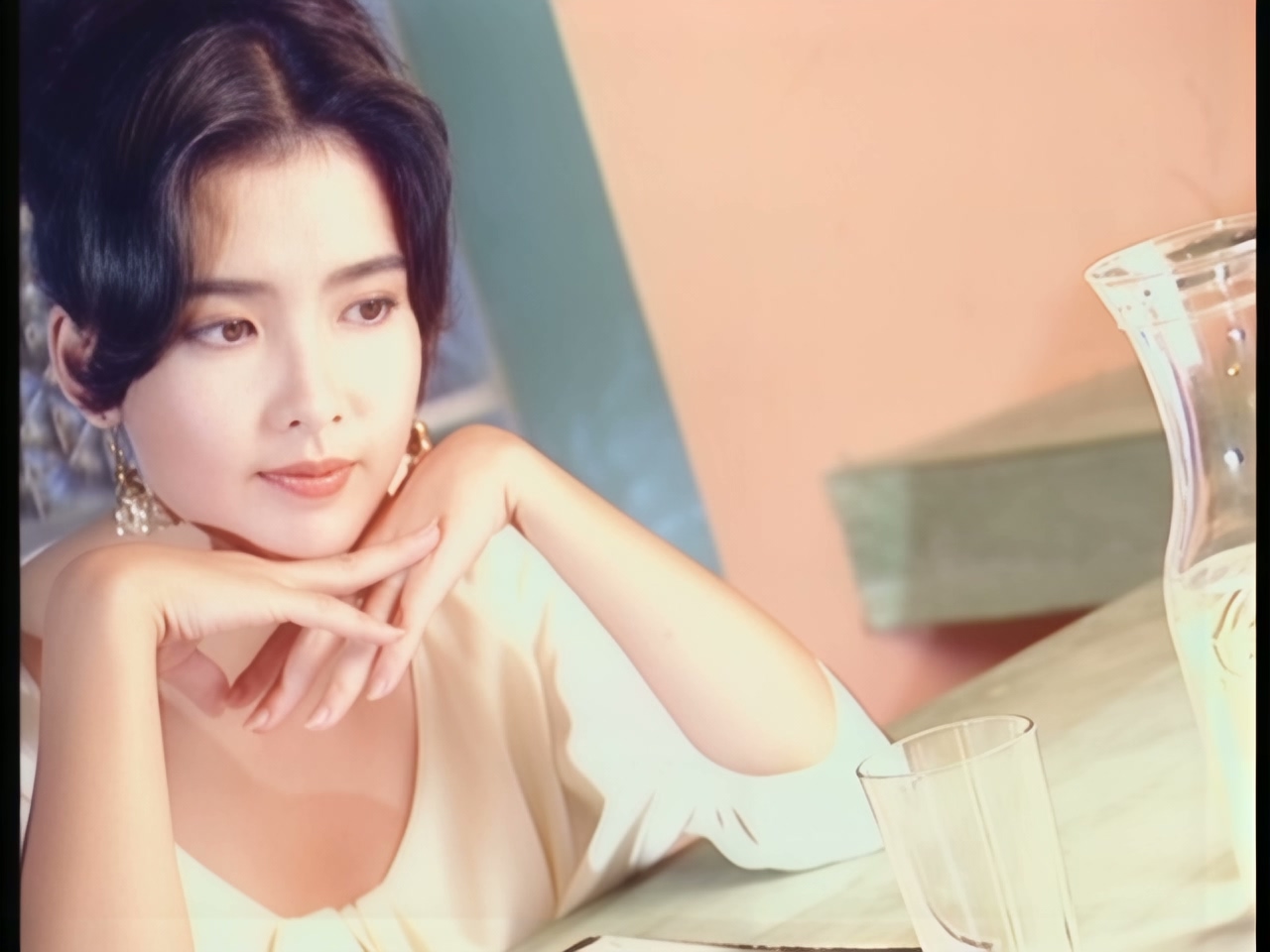 周慧敏 - 天荒爱未老MV.jpg